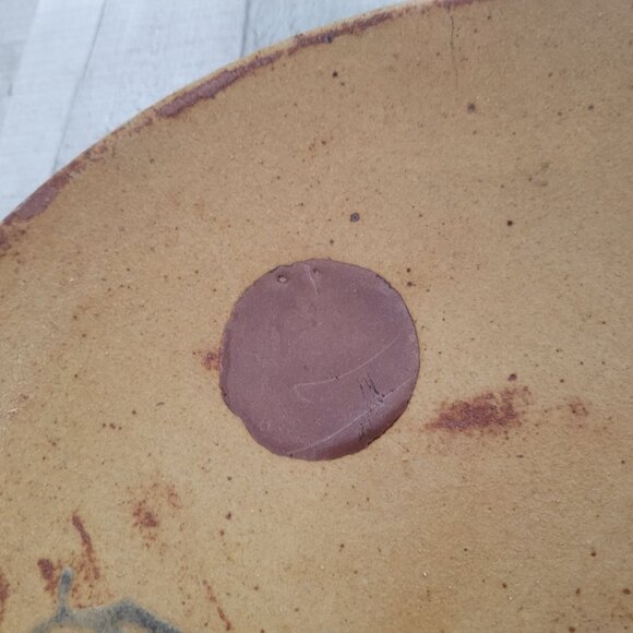 Handcrafted Ceramic Decorative Plate With Fish & Waves Design - Picture 4 of 6